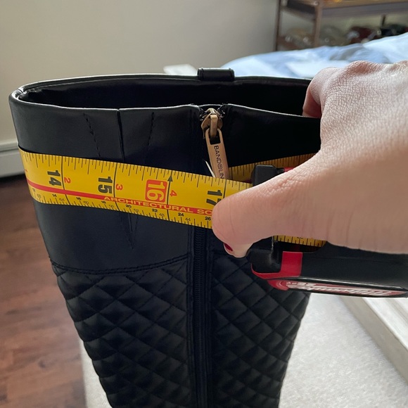 Bandolino quilted wide calf riding boots. NWOT - Picture 8 of 8